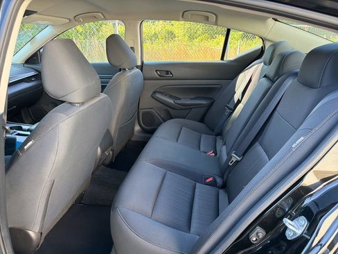 Used 2025 Nissan Altima 2.5 SV FWD image 16