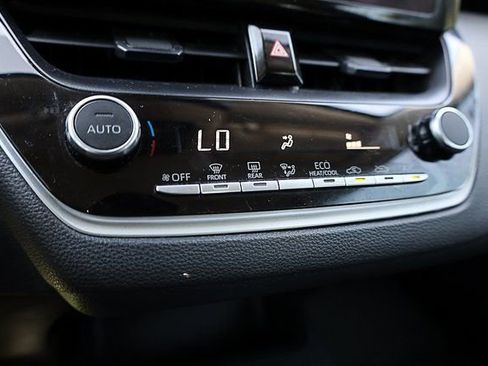 Used 2024 Toyota Corolla LE image 36