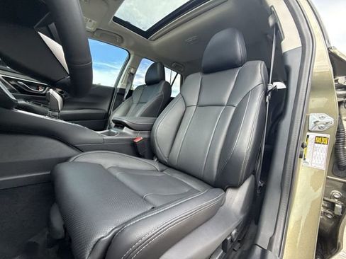 Used 2025 Subaru Outback Touring XT AWD/4WD image 11