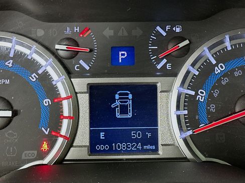 Used 2018 Toyota 4Runner SR5 Premium image 19