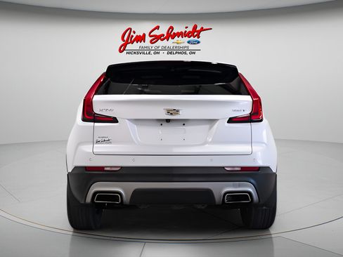Used 2021 Cadillac XT4 Premium Luxury w/ Sun And Sound Package AWD/4WD image 5