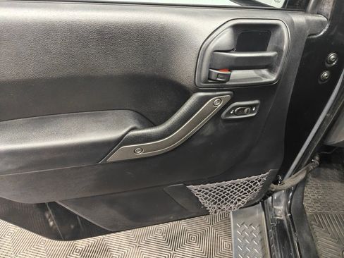 Used 2016 Jeep Wrangler Unlimited Sport w/ Quick Order Package 24S image 31