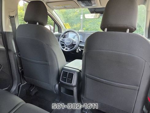 Used 2025 Kia Sportage LX FWD image 15