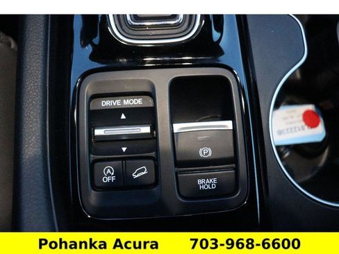 Used 2023 Honda Pilot Elite image 18