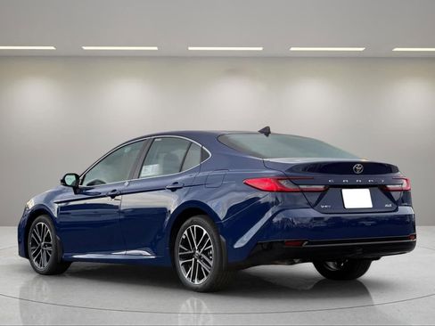 New 2026 Toyota Camry XLE image 5