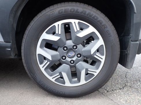 Used 2026 Subaru Forester Premium AWD/4WD image 6