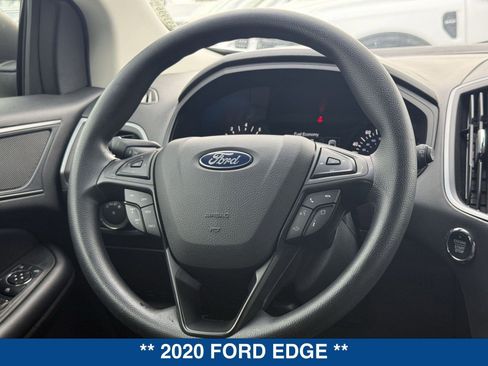 Certified 2020 Ford Edge SE image 17