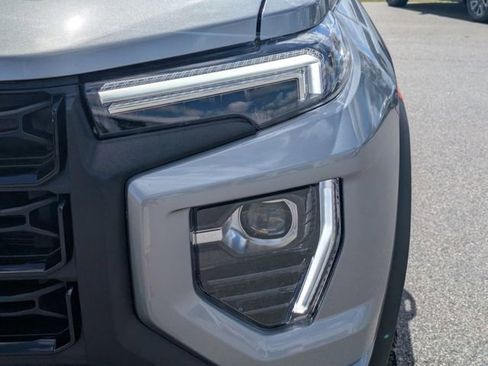 Used 2026 GMC Canyon Elevation w/ Convenience Package image 11