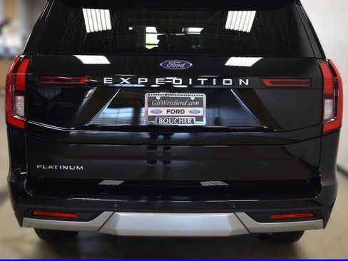 Certified 2025 Ford Expedition Platinum image 5