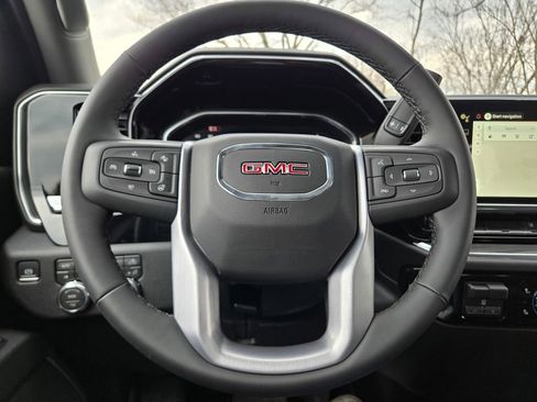 New 2026 GMC Sierra 2500 SLT AWD/4WD image 11