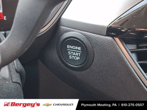 Used 2025 Ford Escape Active AWD/4WD image 25