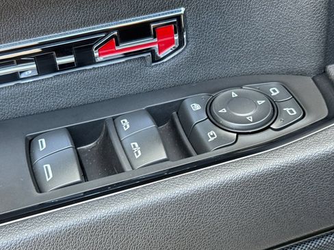 Used 2025 GMC Sierra 1500 AT4 AWD/4WD image 11