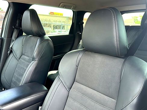 Used 2023 Mitsubishi Outlander SE AWD/4WD image 14