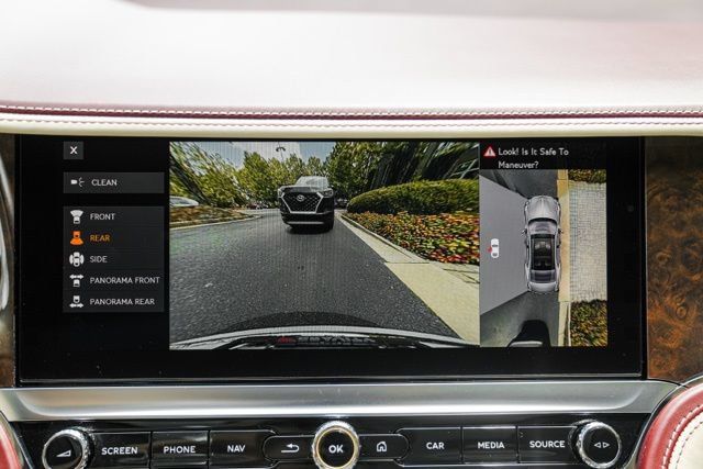 Used 2022 Bentley Flying Spur V8 AWD/4WD image 33