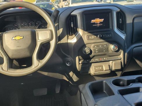 Used 2024 Chevrolet Silverado 1500 Custom w/ Turbomax Blackout Package AWD/4WD image 7