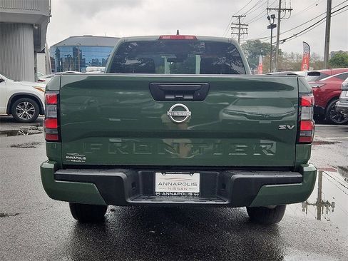 Certified 2024 Nissan Frontier SV image 6