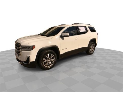 Certified 2021 GMC Acadia SLT w/ Preferred Package image 6