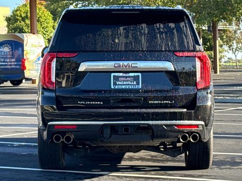 Used 2024 GMC Yukon XL Denali w/ Denali Reserve Package image 6