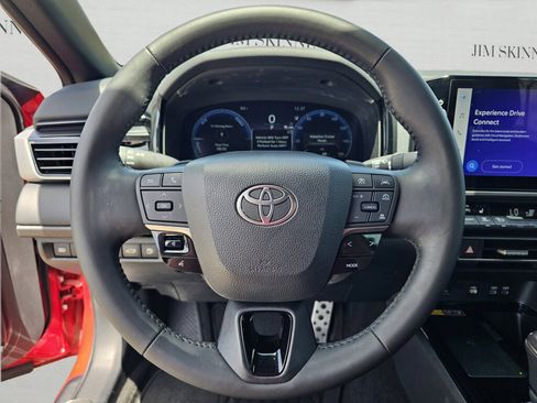 Used 2025 Toyota Camry XSE FWD image 24