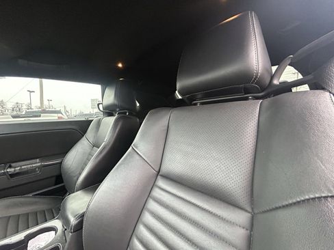 Used 2011 Dodge Challenger R/T image 12