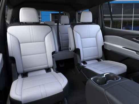 New 2026 Chevrolet Traverse High Country image 17