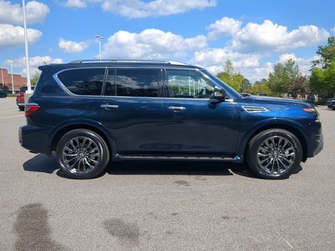 Used 2023 Nissan Armada Platinum w/ Cargo Package AWD/4WD image 3
