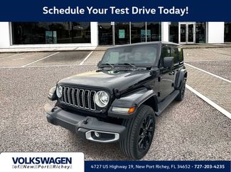 Used 2025 Jeep Wrangler Unlimited Sahara AWD/4WD video 1