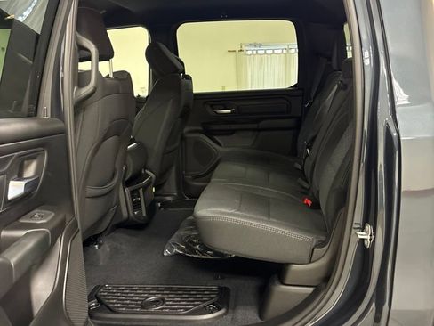 New 2026 RAM 1500 Express AWD/4WD image 19