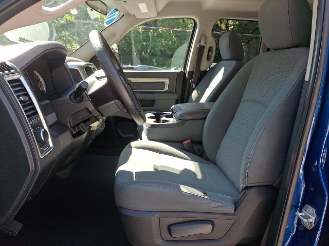 Used 2017 RAM 1500 Classic SLT AWD/4WD image 18