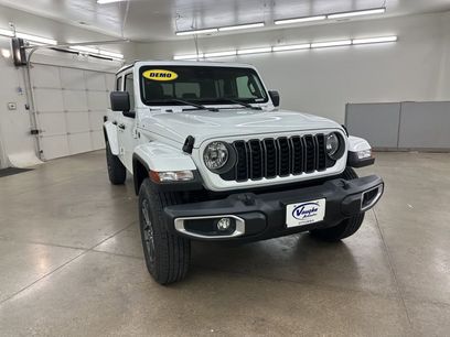 New 2025 Jeep Gladiator Sport