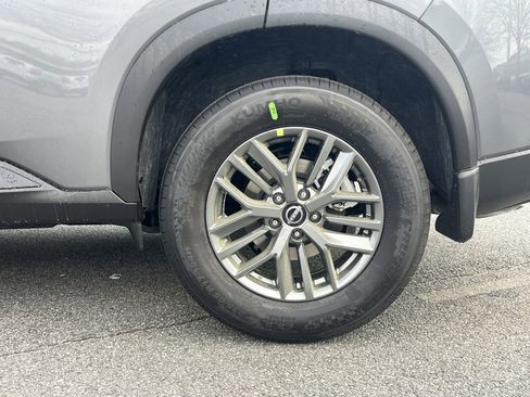 New 2026 Nissan Rogue S image 25