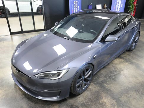 Used 2022 Tesla Model S Plaid AWD/4WD image 18