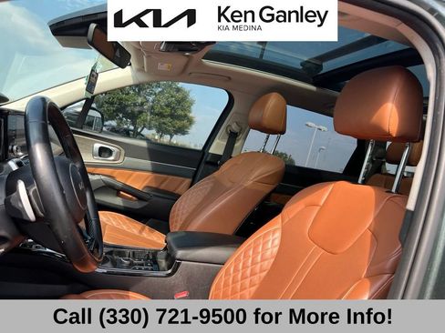 Certified 2022 Kia Sorento SX Prestige w/ Rust Color Package AWD/4WD image 12