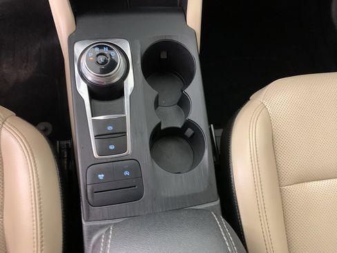 Used 2020 Ford Escape SEL image 25