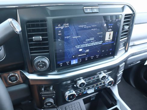 New 2026 Ford F250 Lariat w/ Black Appearance Package image 6