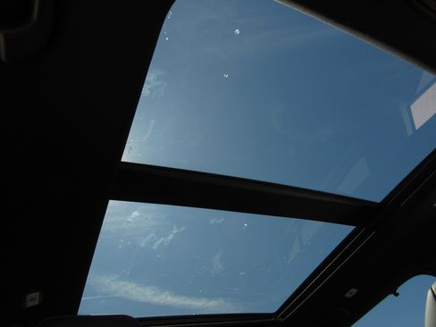 New 2025 Honda Pilot Black Edition image 6