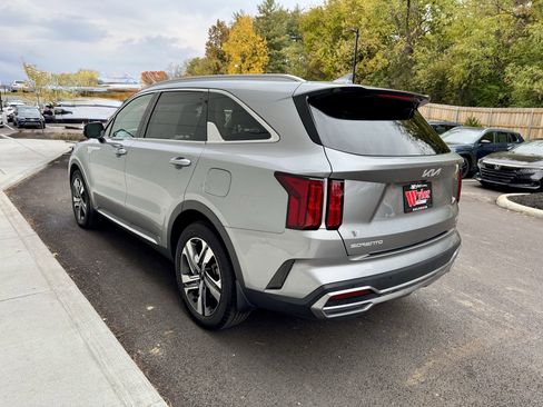 Certified 2023 Kia Sorento SX Prestige image 37