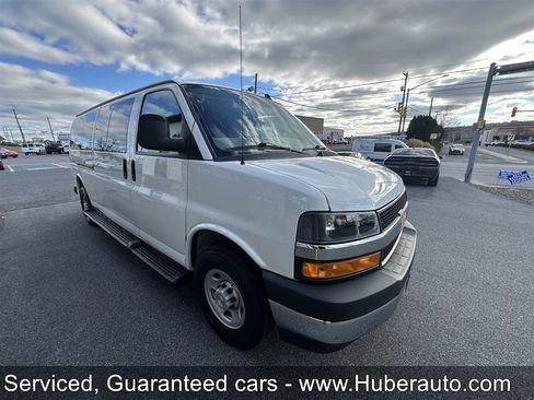 Used 2023 Chevrolet Express 3500 LT w/ LT Preferred Equipment Group image 3