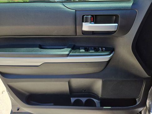 Used 2020 Toyota Tundra SR5 w/ SR5 Upgrade Package RWD image 16