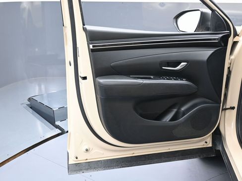 Used 2022 Hyundai Santa Cruz SEL Premium image 30