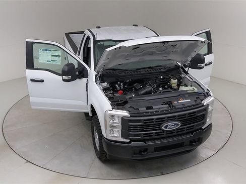 New 2026 Ford F250 XL w/ XL Off-Road Package image 40