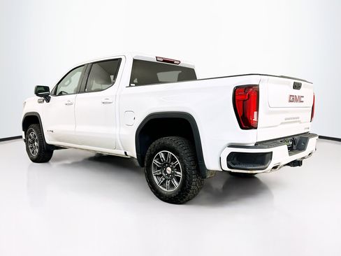 Used 2025 GMC Sierra 1500 AT4 image 5