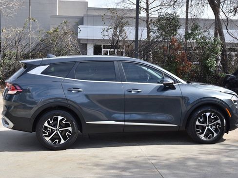 Used 2023 Kia Sportage EX image 6