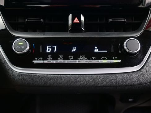Used 2024 Toyota Corolla LE FWD image 19
