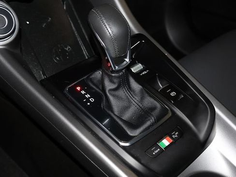 Used 2024 Alfa Romeo Tonale Ti AWD/4WD image 23