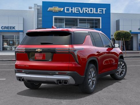 New 2026 Chevrolet Traverse LT w/ Enhanced Driving Package AWD/4WD image 4