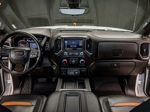 Used 2020 GMC Sierra 2500 AT4 w/ AT4 Premium Package image 14
