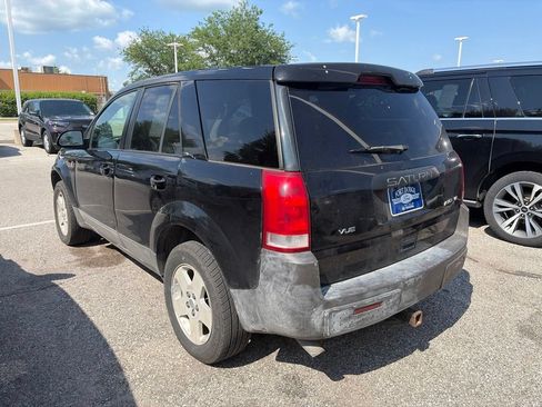 Used 2004 Saturn Vue AWD V6 image 2
