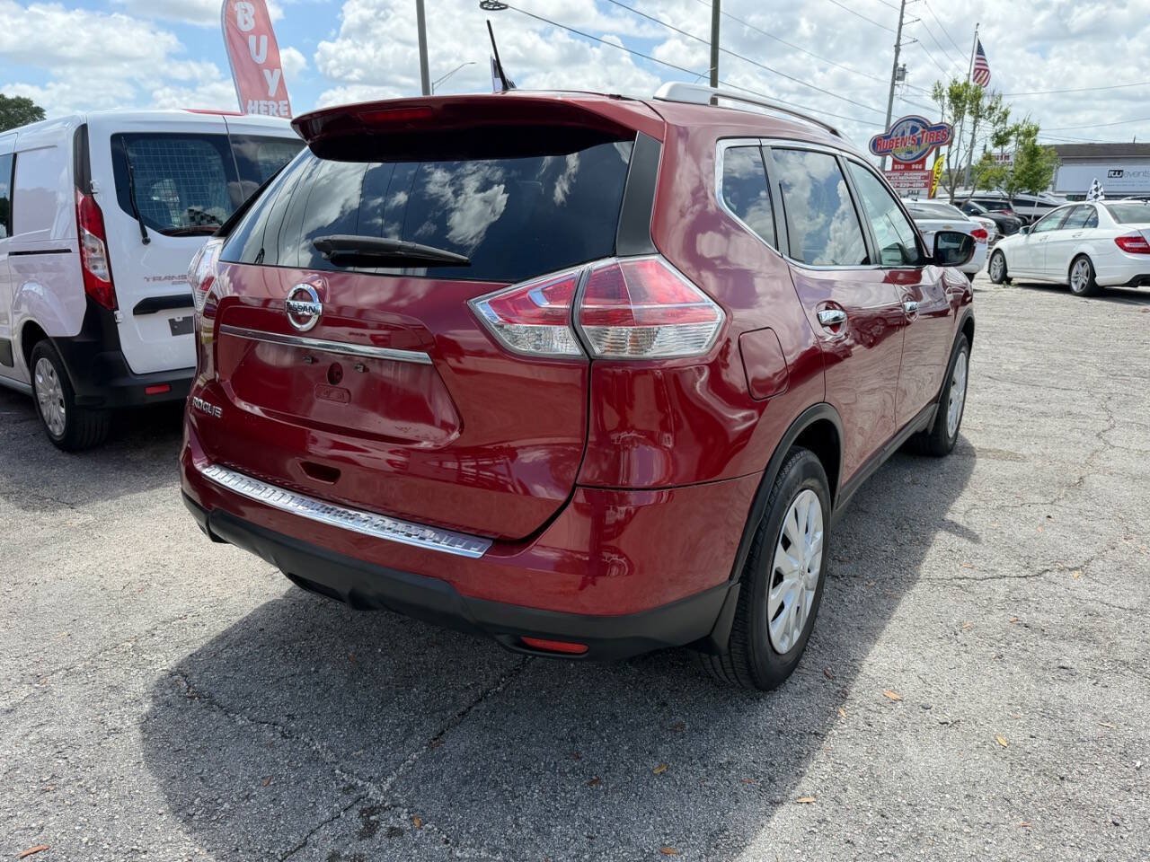 Used 2016 Nissan Rogue S w/ Appearance Package FWD image 11