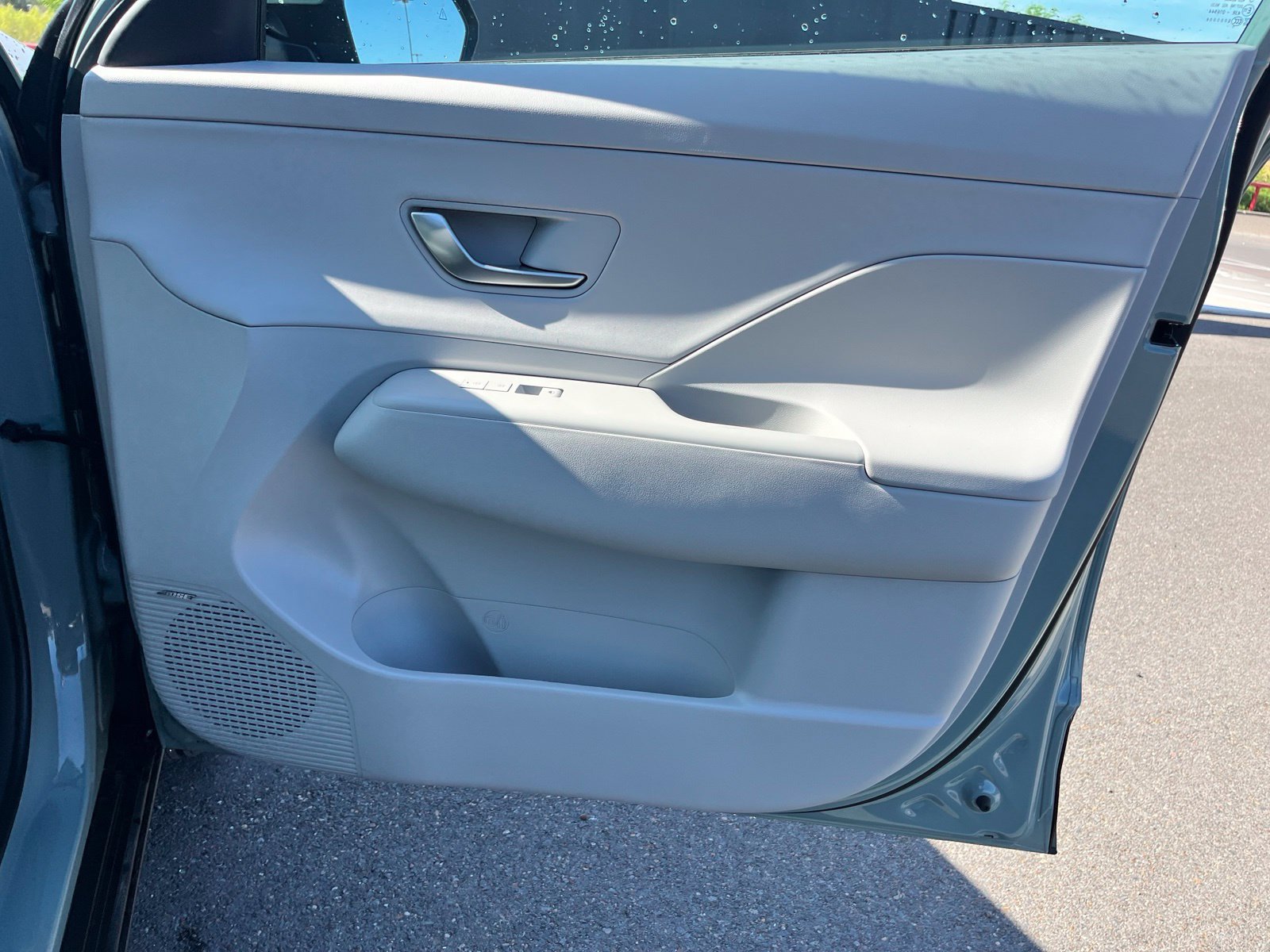 New 2027 Hyundai Kona Limited FWD image 22